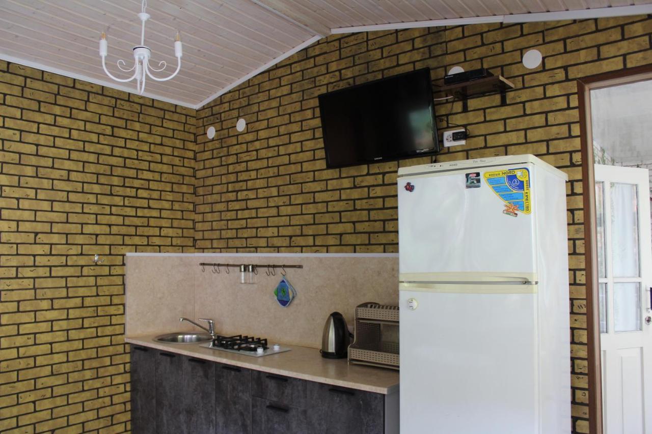 Tsikhierva Hotel Gagra Esterno foto
