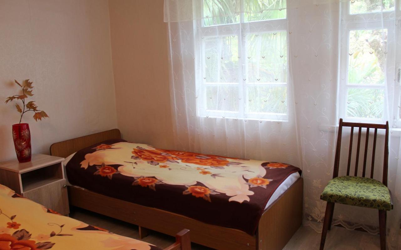 Tsikhierva Hotel Gagra Esterno foto